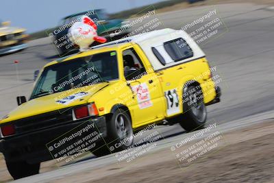 media/Oct-01-2023-24 Hours of Lemons (Sun) [[82277b781d]]/1045am (Outside Grapevine)/